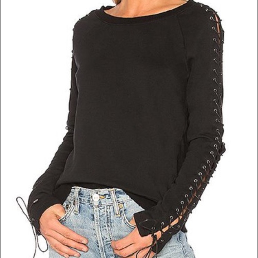 Pam and Gela Laced Sweatshirt. SZ Medium